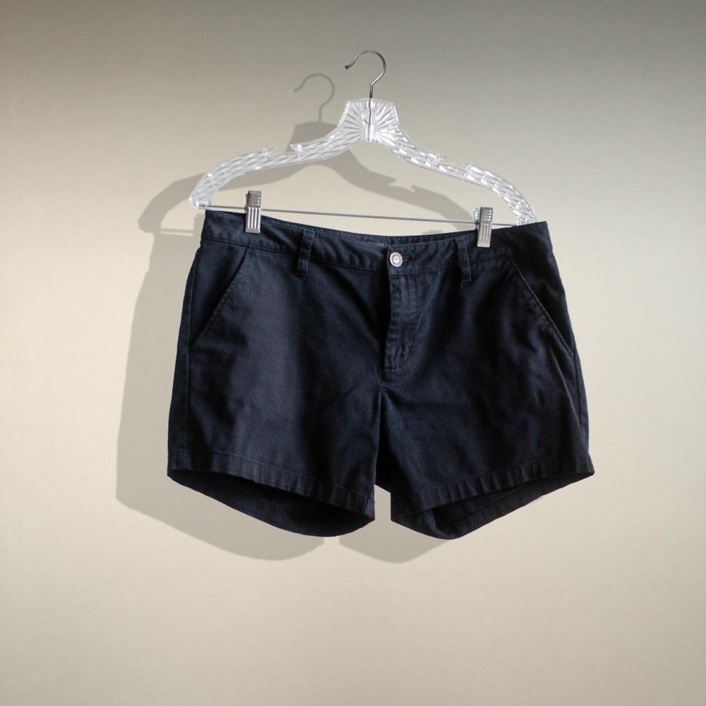 Women's black Volcom shorts